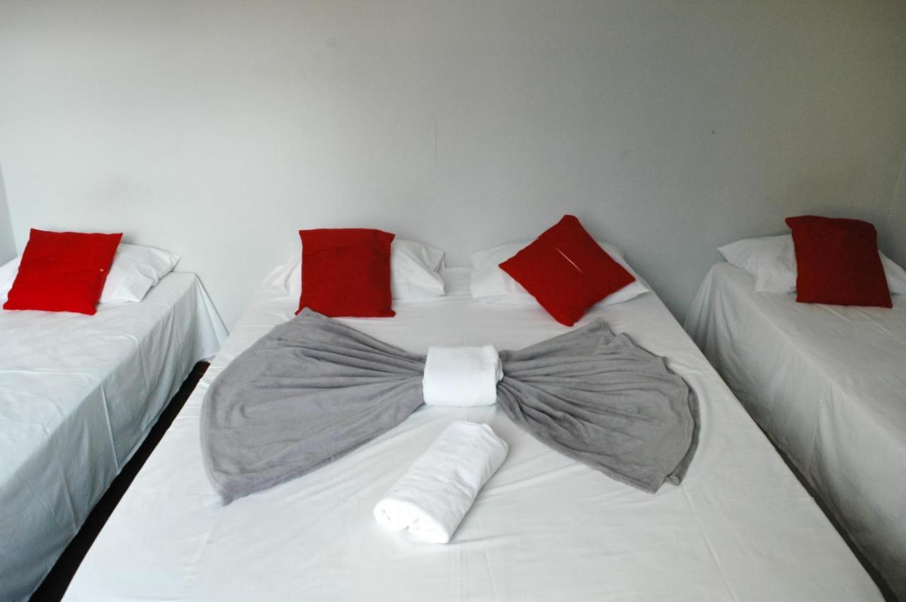 Hotel Rainha De Itapua Salvador Esterno foto